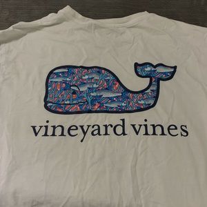 Men’s vineyard vines pocket tee